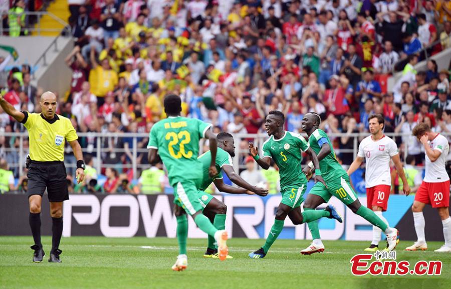 A match between Senegal and Poland in Group H of the World Cup in Spartak Stadium, Moscow, Russia, June 19, 2018. Senegal recorded the first African win at the 2018 World Cup when they beat Poland 2-1 on Tuesday thanks to a deflected Thiago Cionek own goal and a terrible error by Polish \'keeper Wojciech Szczesny. (Photo: China News Service/Mao Jianjun)