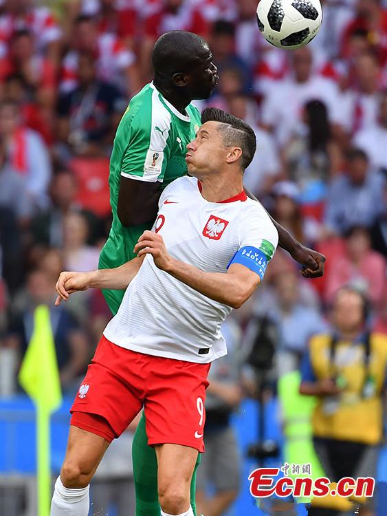 A match between Senegal and Poland in Group H of the World Cup in Spartak Stadium, Moscow, Russia, June 19, 2018. Senegal recorded the first African win at the 2018 World Cup when they beat Poland 2-1 on Tuesday thanks to a deflected Thiago Cionek own goal and a terrible error by Polish \'keeper Wojciech Szczesny. (Photo: China News Service/Mao Jianjun)
