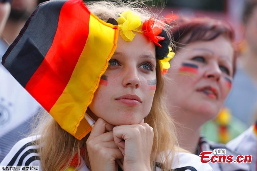 Germany fans watch the match between Germany and Mexico at Brandenburg Gate in Berlin, Germany, June 17, 2018. (Photo/Agencies)