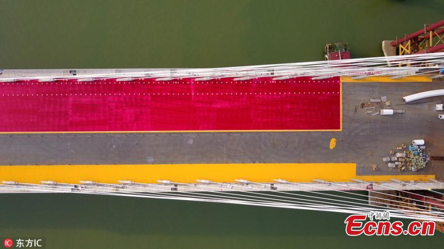 The main structure of the Baisha Bridge in Liuzhou City, South China’s Guangxi Zhuang Autonomous Region, is complete. It’s the world’s largest asymmetrical cable-stayed bridge, with the highest point of the main tower at 106 meters. (Photo/IC)