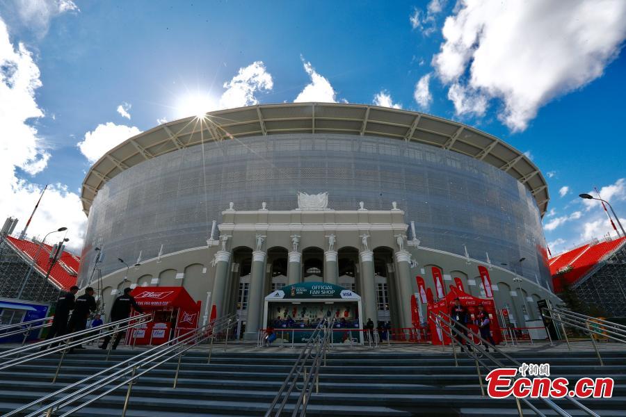 The enormous temporary stand at the World Cup stadium in Ekaterinburg, Russia. FIFA regulations state that each World Cup venue must have a minimum capacity of 35,000. The stadium only held 23,000 spectators and renovation was impossible with time quickly running out, so the enormous temporary stands were erected at either end of the pitch to reach the requirement. (Photo: China News Service/Fu Tian)