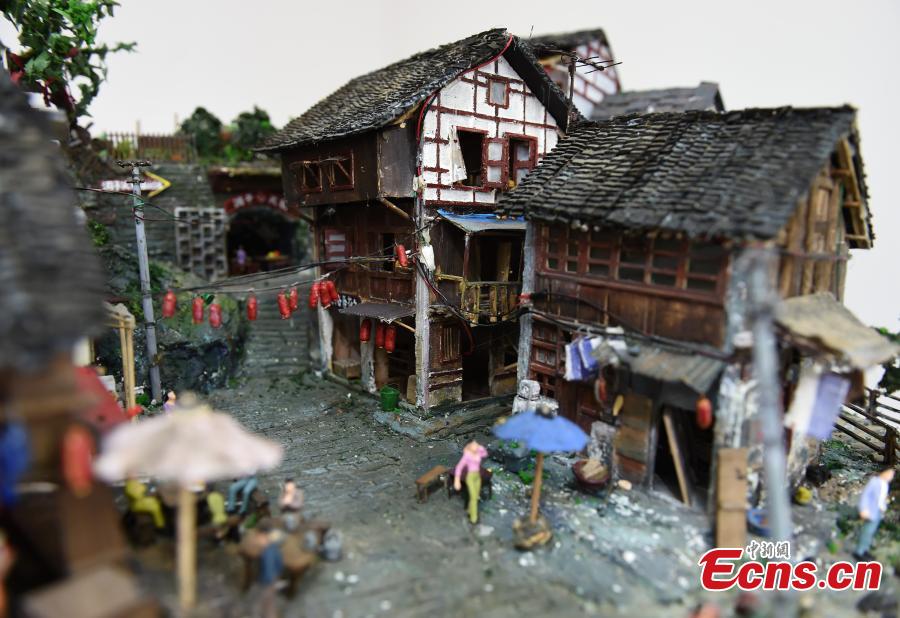 With the help of her classmates, Chinese university student Wu Yuying has finished a model of \