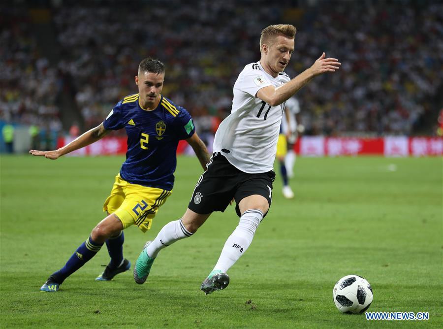 Marco Reus (R) of Germany competes during the 2018 FIFA World Cup Group F match between Germany and Sweden in Sochi, Russia, June 23, 2018. (Xinhua/Lu Jinbo)