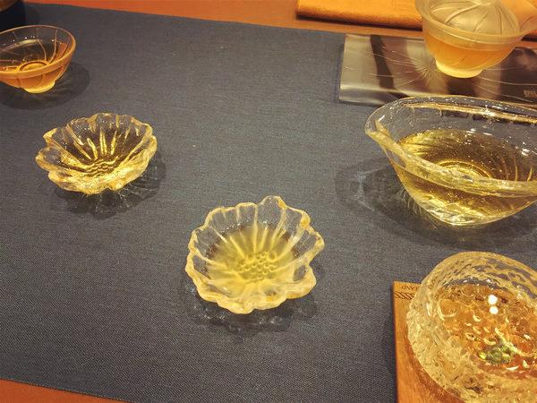 A tea table at the First Exchange of Tea Culture Between Beijing and Taiwan, Beijing, June 24, 2018. (Photo provided to chinadaily.com.cn)