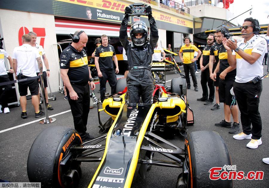 Aseel Al-Hamad of Saudi Arabia drives a Lotus Renault E20 Formula One car during a parade before the French Grand Prix in Circuit Paul Ricard, Le Castellet, France, June 24, 2018. Aseel Al-Hamad drove in front of thousands of fans on Sunday and declared the start of a new era for Saudi women in motorsport. “I believe today is not just celebrating the new era of women starting to drive, it’s also the birth of women in motorsport in Saudi Arabia,” she said. (Photo/Agencies)