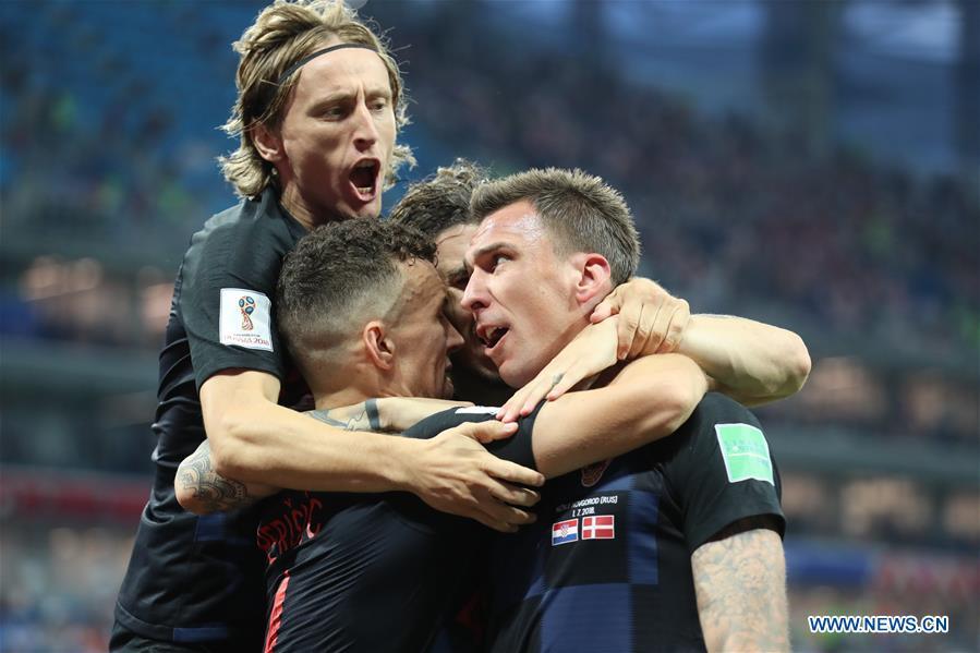 Players of Croatia celebrate Mario Mandzukic\'s goal during the 2018 FIFA World Cup round of 16 match between Croatia and Denmark in Nizhny Novgorod, Russia, July 1, 2018. (Xinhua/Bai Xueqi)