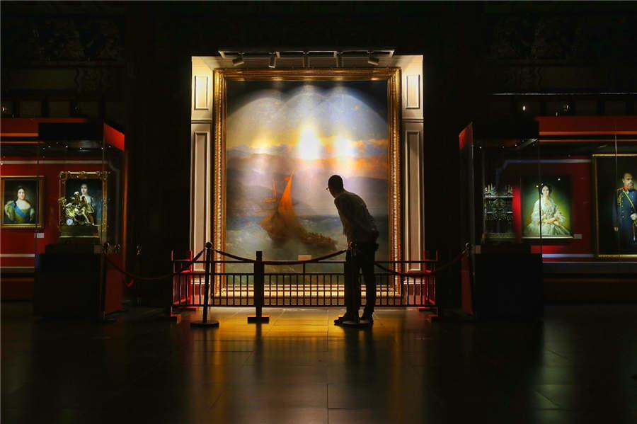 An exhibition titled A Date with the Summer Palace is held at the Beijing Summer Palace. (Photo/China Daily)