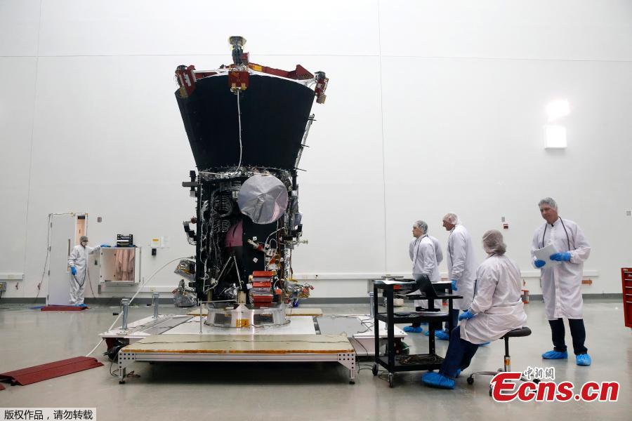 NASA\'s Parker Solar Probe sits inside a cleanroom at Goddard Space Flight Center, Wednesday, March 28, 2018, in Greenbelt, Md., as workers prepare it for launch. The spacecraft, which is scheduled to launch this summer, will travel closer to the Sun than any other spacecraft in history as it attempts to help researchers better understand stars throughout the universe.(Photo/Agencies)