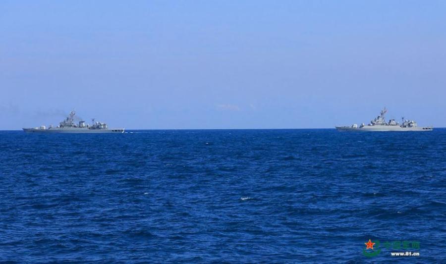 A frigate division of the South China Sea Fleet of the PLA Navy, including the Meizhou, Luoyang, and Mianyang ships, undertakes a live-fire drill in the South China Sea from July 5 to 7 to enhance combat capabilities. (Photo/81.cn)