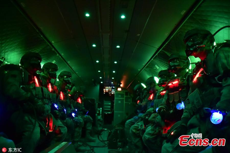 Members of Turkey’s special operations forces \'Maroon Berets\' in routine military parachute trainings at the Sivrihisar district of Eskisehir, Turkey, July 25, 2018. (Photo/IC)