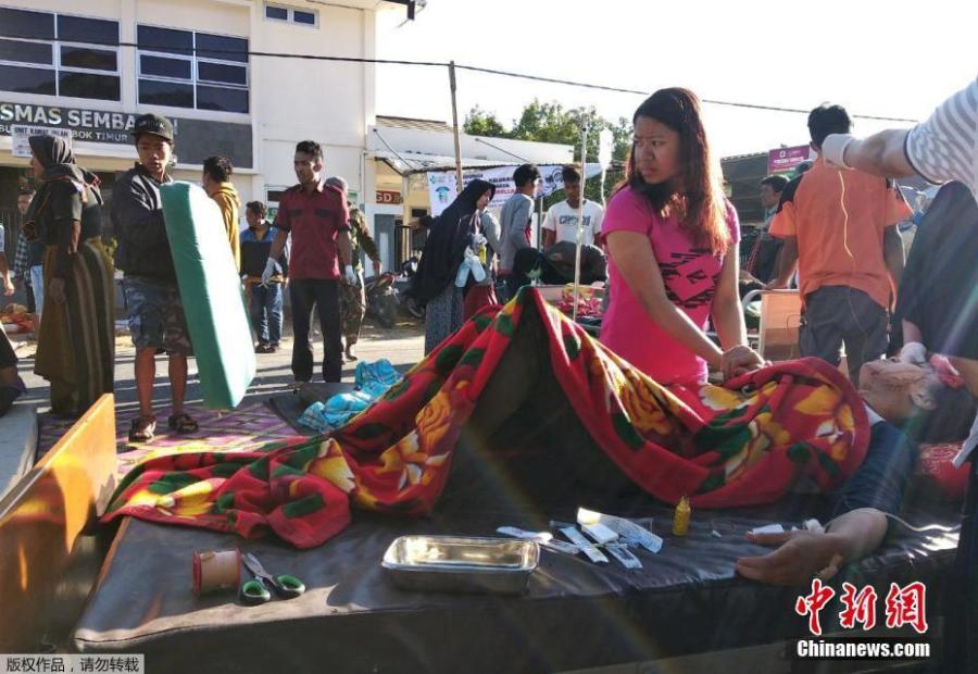 A 6.4-magnitude earthquake hits southwest of Lelongken in Indonesia on July 29, 2018. (Photo/China News Service)
At least three people died as a powerful 6.4-magnitude earthquake hit southwest of Lelongken.