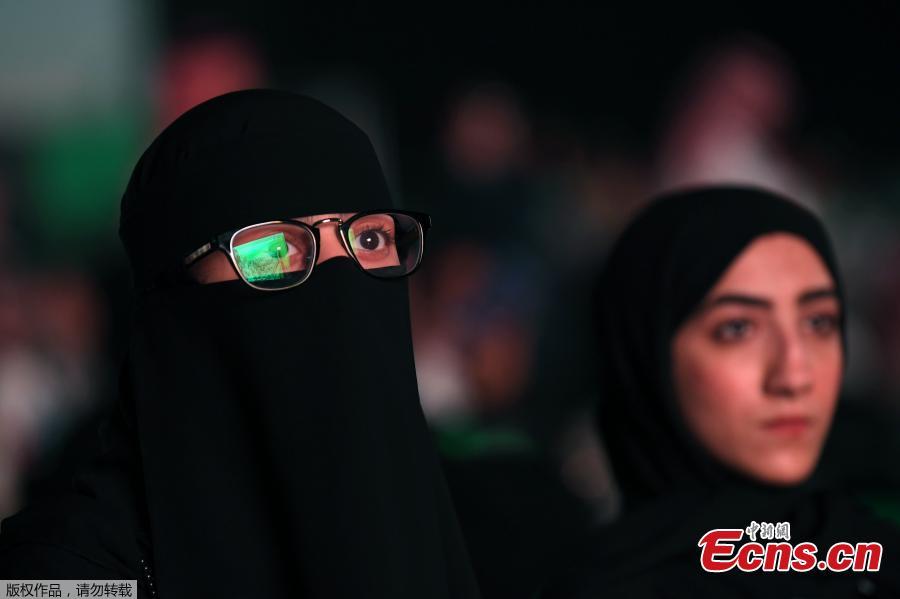 Saudi women attend a hackathon in Jeddah on July 31, 2018, prior to the start of the annual Hajj pilgrimage in the holy city of Mecca. More than 3,000 software developers and 18,000 computer and information-technology enthusiasts from more than 100 countries take part in Hajj hackathon in Jeddah until August 3. The three-day event, believed to be one of the biggest of its kind in the Middle East, tasks participants with creating technology and applications that will help make the Hajj experience easier and more enjoyable for pilgrims. (Photo/Agencies)