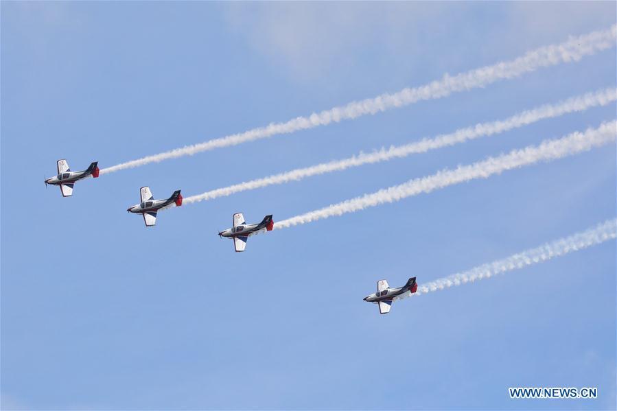 Aerobatic team from Italy perform during Huangguoshu Waterfalls Flight Conference in Anshun, southwest China\'s Guizhou Province, Aug. 3, 2018. (Xinhua/Liu Xu)