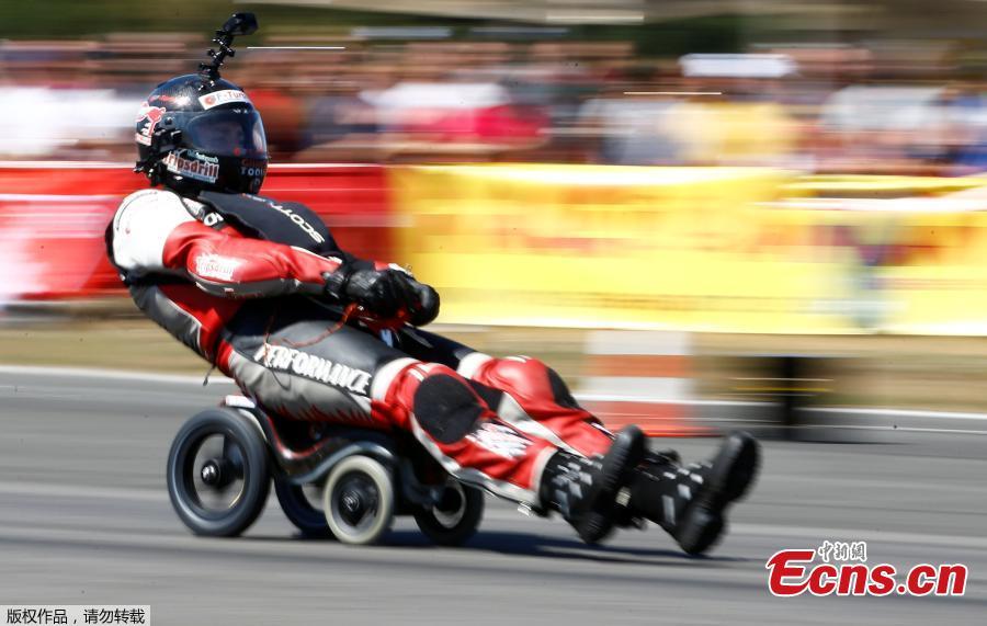 German extreme athlete Dirk Auer drives on his jet-powered Bobby car to set a new world record at 119.68 km/h during an airport racing event in Bottrop-Kirchhellen, western Germany, Aug. 5, 2018. (Photo/Agencies)