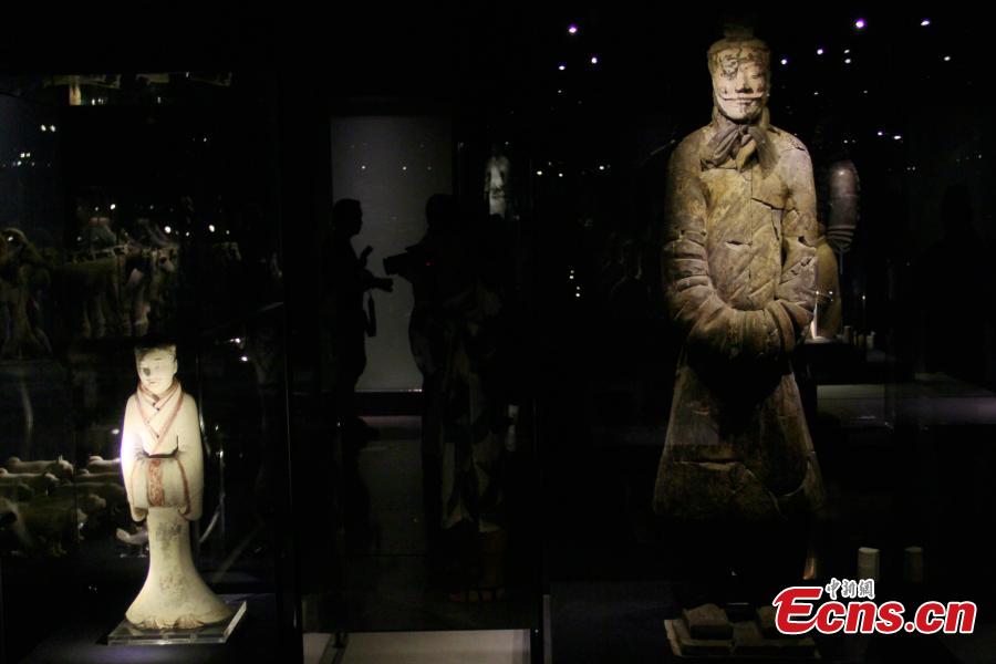 An exhibition of terracotta figures of Qin Dynasty (221 to 206 BC) and Han Dynasty (206 BC ? 220 AD) held in the Emperor Qin Shihuang\'s Mausoleum Museum in Xi’an City, Northwest China’s Shaanxi Province, Aug. 7, 2018, a joint cooperation between the museum and Emperor Jing Mausoleum Museum. The exhibition aims to introduce the inheritance, change and development of Qin and Han culture. (Photo: China News Service/Zhang Yuan)