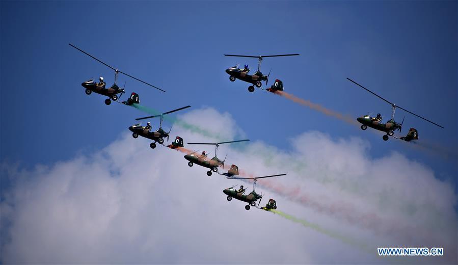 Photo taken on Aug. 19, 2018 shows autogyro performance during the 7th Faku Flight Conference in Shenyang, capital of northeast China\'s Liaoning Province. (Xinhua/Yao Jianfeng)