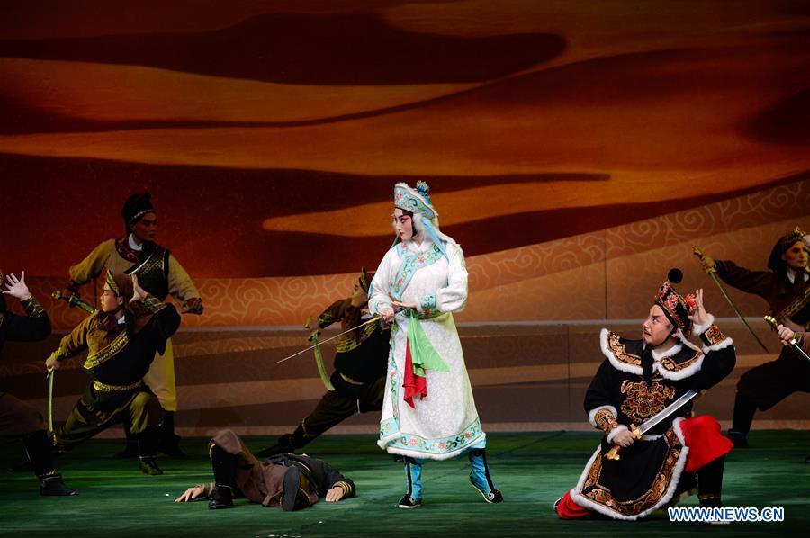 A Beijing Opera performance about the ancient Silk Road is staged during the 5th Silk Road International Arts Festival in Xi\'an, capital of northwest China\'s Shaanxi Province, Sept. 7, 2018. The arts festival opened in Xi\'an Friday.(Xinhua/Li Yibo)