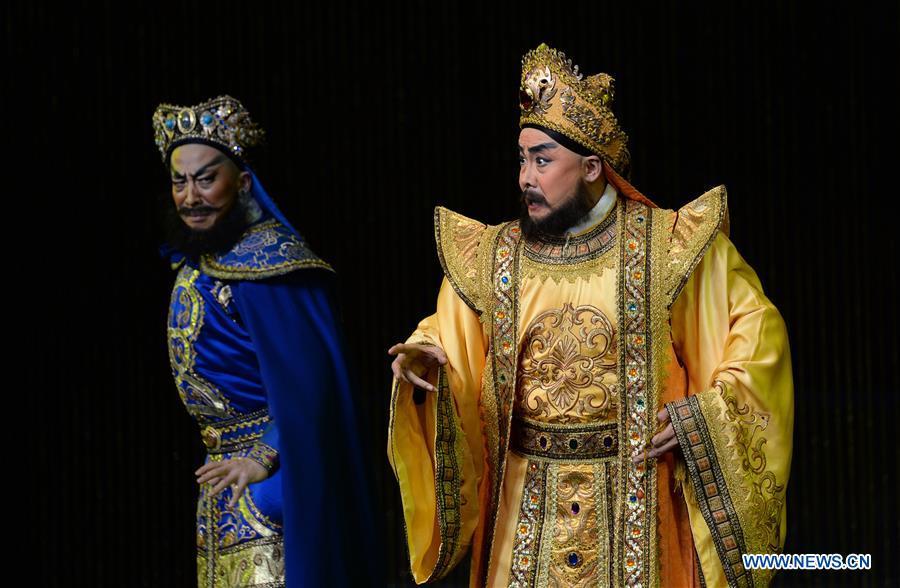 A Beijing Opera performance about the ancient Silk Road is staged during the 5th Silk Road International Arts Festival in Xi\'an, capital of northwest China\'s Shaanxi Province, Sept. 7, 2018. The arts festival opened in Xi\'an Friday.(Xinhua/Li Yibo)