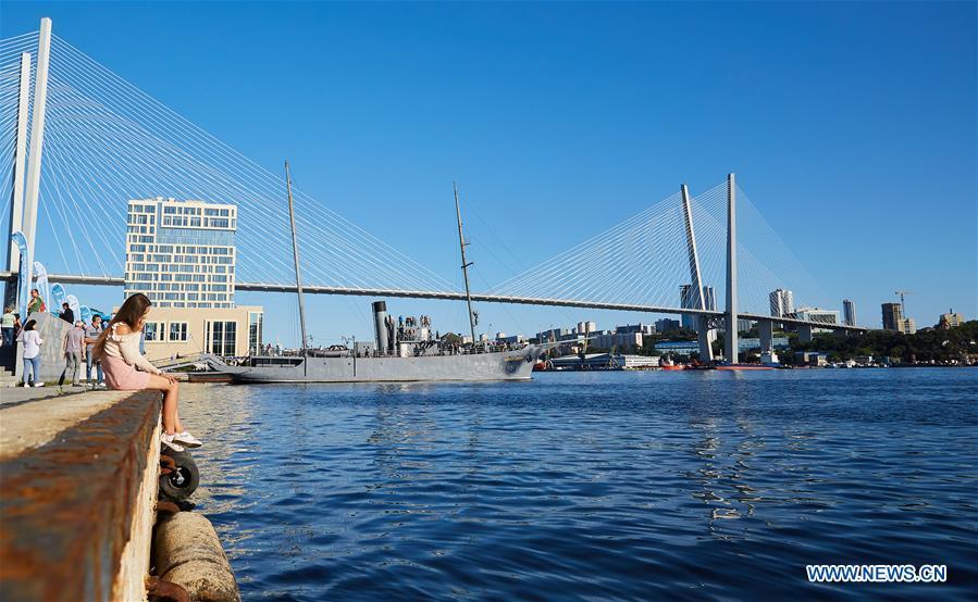 Photo taken on Sept. 9, 2018 shows the Zolotoy Rog Bridge in Vladivostok, Russia. (Xinhua/Wu Gang)