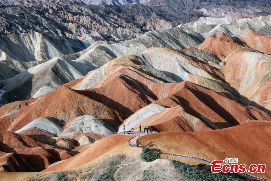The colorful Danxia landform group, located in Zhangye City, Northwest China’s Gansu Province. At an average elevation of 1850 meters, the Danxia landform stretches east to west for 45 kilometers and north to south for 10 kilometers. More than a famous tourist attraction, the Danxia landform has been featured in a number of movies. (Photo: China News Service/Ren Haixia)