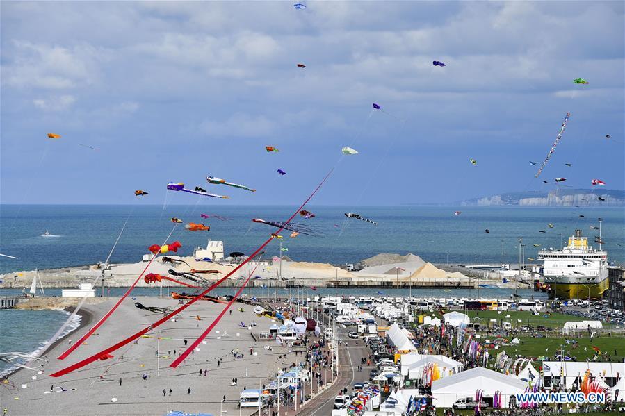 Kites fly over Dieppe, France, on Sept. 14, 2018. The 20th Dieppe International Kite Festival is held here from Sept. 8 to Sept. 16, attracting over 1,000 kite enthusiasts from 34 countries and regions. (Xinhua/Chen Yichen)