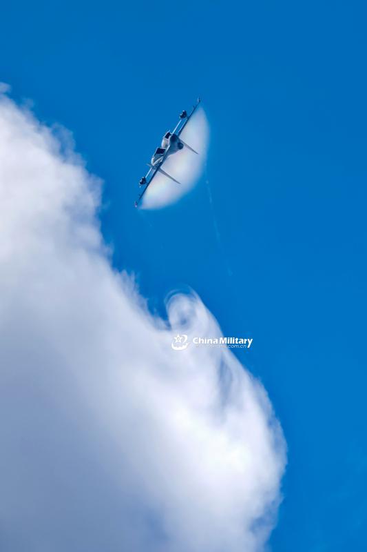 A J-11B fighter jet attached to an aviation brigade of the air force with the PLA Northern Theater Command dives from the sky to attack mock ground targets during a recent round-the-clock flight training exercise. (Photo/eng.chinamil.com.cn)