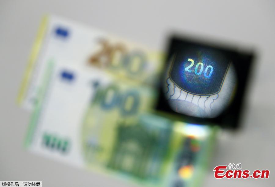 The security features on new 100- and 200-euro banknotes are presented at the ECB headquarters in Frankfurt, Germany, September 17, 2018.  (Photo/Agencies)