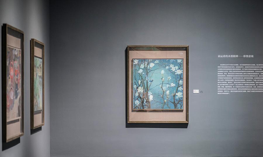 The exhibition, which runs until Oct. 7, is titled Glory and displays more than 120 of Yuan\'s paintings, including the donated piece, marking his devotion to China\'s decorative art. (Photo provided to China Daily)