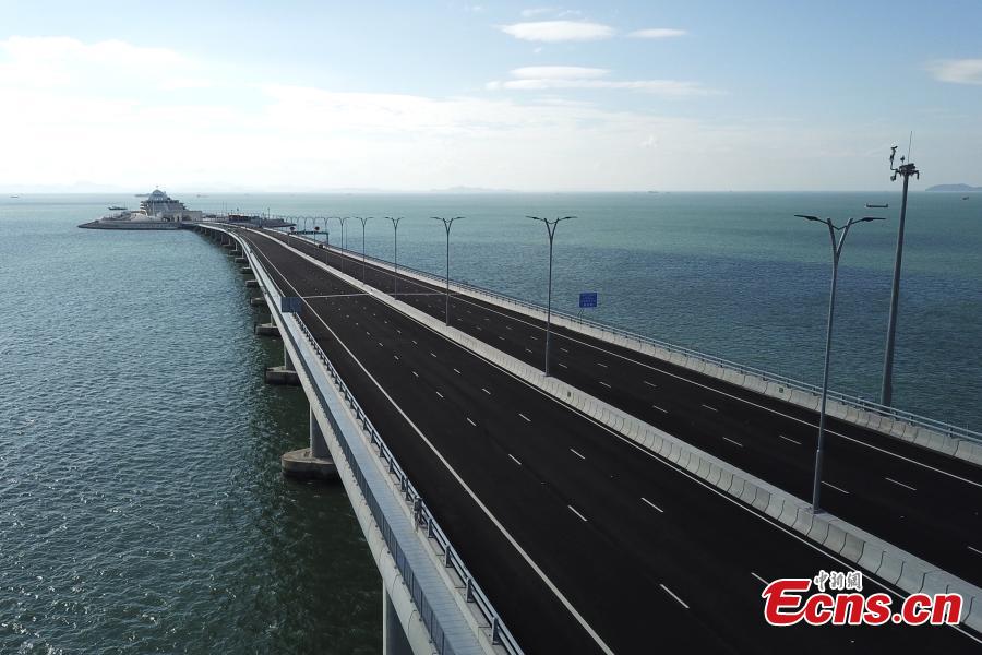 Photo taken on Sept. 18, 2018 shows the Hong Kong-Zhuhai-Macao Bridge in south China. Super typhoon Mangkhut landed at 5 p.m. on Sept. 16 on the coast of the city of Jiangmen in Guangdong. The administration of Hong Kong-Zhuhai-Macao Bridge dispatched 83 employees to patrol the bridge and supporting facilities. It has withstood the super typhoon Mangkhut, which had a maximum wind speed of 55 meters per second, according to on-site supervision data. (Photo: China News Servcie/ Li Zhihua)