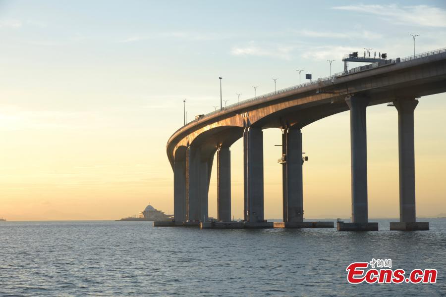 Photo taken on Sept. 18, 2018 shows the Hong Kong-Zhuhai-Macao Bridge in south China. Super typhoon Mangkhut landed at 5 p.m. on Sept. 16 on the coast of the city of Jiangmen in Guangdong. The administration of Hong Kong-Zhuhai-Macao Bridge dispatched 83 employees to patrol the bridge and supporting facilities. It has withstood the super typhoon Mangkhut, which had a maximum wind speed of 55 meters per second, according to on-site supervision data. (Photo: China News Servcie/ Li Zhihua)