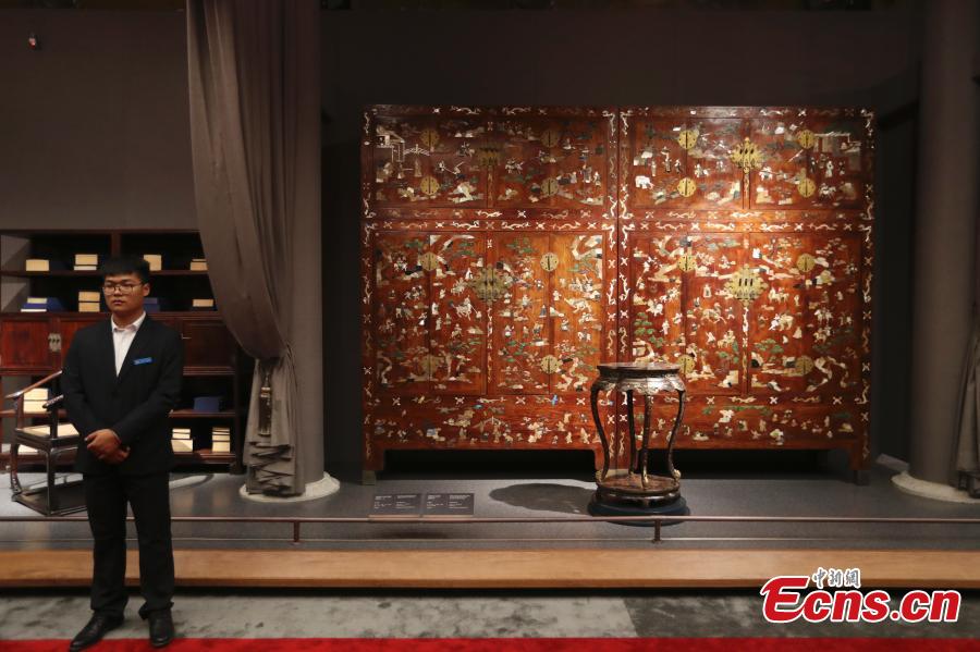 The Palace Museum in Beijing puts more than 300 pieces of furniture from the Qing Dynasty (1644-1911) on display, Sept. 19, 2018. With more areas to be opened in the future, the furniture-themed exhibition at Nandaku, or \