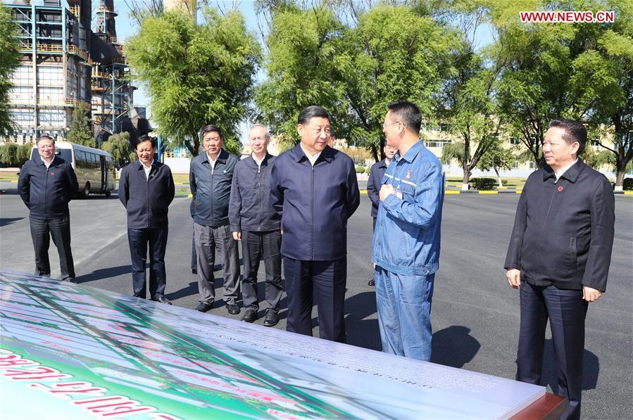 Chinese President Xi Jinping, also general secretary of the Communist Party of China (CPC) Central Committee and chairman of the Central Military Commission, visits China National Petroleum Corporation (CNPC) Liaoyang Petrochemical Company in Liaoyang, northeast China\'s Liaoning Province, Sept. 27, 2018. Xi started an inspection tour in Liaoning on Thursday. (Xinhua/Xie Huanchi)