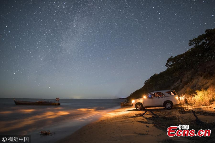 A photo taken on Oct. 3 and 4, 2018 shows the stars in the Milk Way over Xingkai Lake on the border between China and Russia, in Jixi City, Northeast China’s Heilongjiang Province. The lake is known as a great place to observe the stars at night. (Photo/VCG)