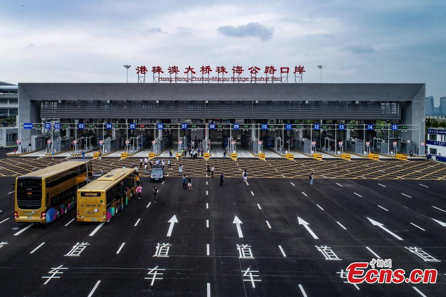 Zhuhai Port of the Hong Kong-Zhuhai-Macao Bridge. (Photo: China News Service/Chen Jimin)