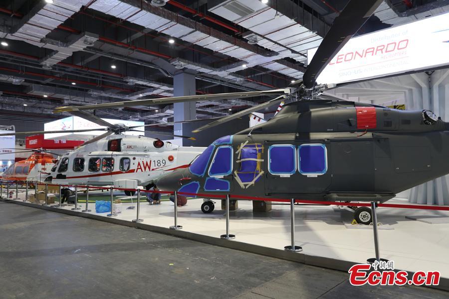 This photo taken on Nov. 2, 2018 shows intelligent and high-end equipment are in place at the exhibition hall of the first China International Import Expo (CIIE). Covering a total exhibition area of 60,000 square meters, it will showcase large and heavy products in the technology-intensive fields of aerospace, robotics and automation. More than 400 enterprises from 40 countries and regions all over the world will participate in this expo. (Photo: China News Service/Zhang Hengwei)