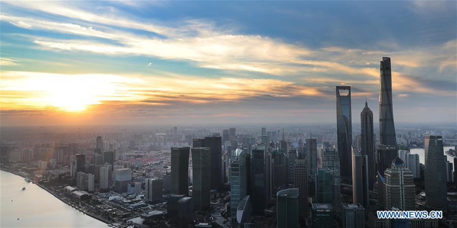 Photo taken on Nov. 1, 2018 shows skyscrapers at dawn in Shanghai, east China. The first China International Import Expo (CIIE) will be held on Nov. 5-10 in Shanghai. (Xinhua/Fang Zhe)