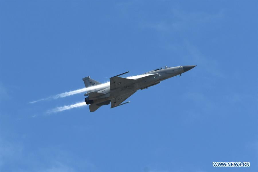 A Pakistani pilot flies over the Zhuhai Airport with a fighter at the upcoming China International Aviation and Aerospace Exhibition in Zhuhai, south China\'s Guangdong Province, Nov. 5, 2018. The exhibition is scheduled to be held on Nov. 6-11. (Xinhua/Liang Xu)