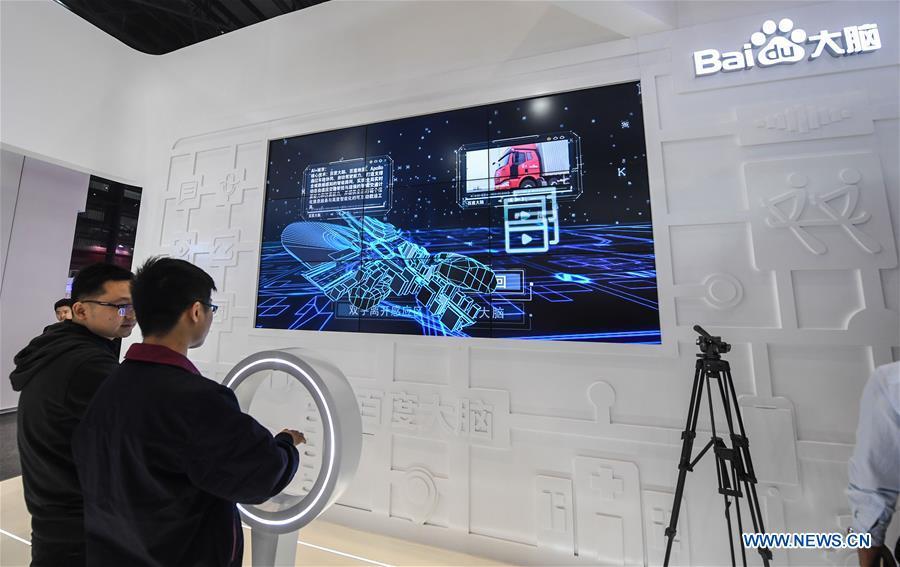 A smart urban transportation system is displayed at the Light of Internet Expo of the fifth World Internet Conference in Wuzhen Township of Tongxiang, east China\'s Zhejiang Province, Nov. 6, 2018. Opening here on Tuesday, the exposition focuses on the world\'s most recent internet development trends and cutting-edge technologies, showing the latest internet technologies, achievements, products and applications of more than 430 enterprises and institutions from home and abroad. (Xinhua/Xu Yu)