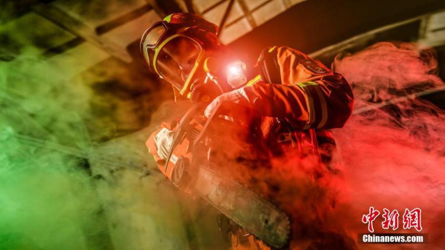 Sichuan fire department has released 19 posters about \