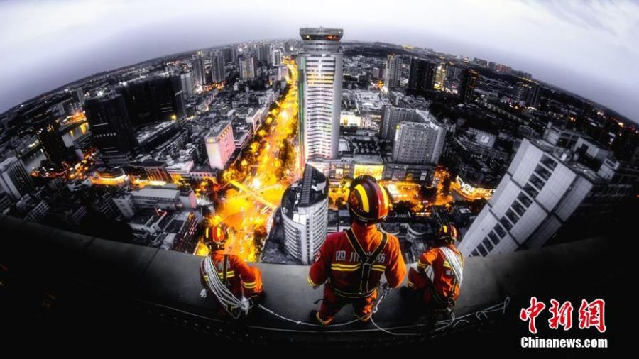 Sichuan fire department has released 19 posters about \