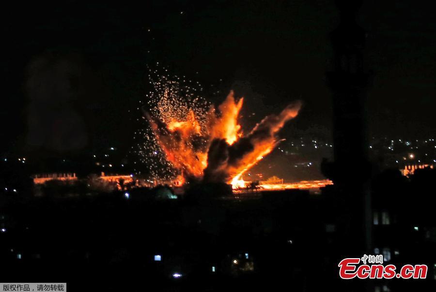 Fire and smoke billow following Israeli air strikes targeting Rafah in the southern Gaza Strip, near the border with Egypt, on November 12, 2018. Israel\'s military said it was carrying out air strikes \