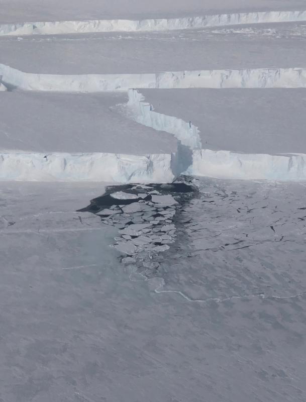 NASA has spotted a gigantic new iceberg three times the size of Manhattan in Antarctica. Named B-46, it is believed to measure 66 square nautical miles (87 square miles), according to estimates from the U.S. National Ice Center. NASA’s Operation IceBridge flight spotted the giant berg, which broke off from Pine Island Glacier in late October. (Photo/NASA)