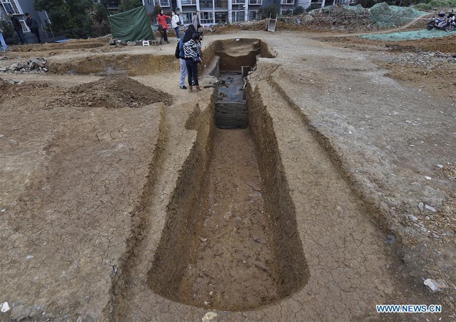 Photo taken on Nov. 15, 2018 shows the passage of a tomb dated from the Eastern Han Dynasty (25-220) discovered in Chenghua District of Chengdu, capital of southwest China\'s Sichuan Province. Altogether four tombs from the Eastern Han Dynasty (25-220) were discovered here in October this year, according to the Chengdu cultural relics and archeology research institute. (Xinhua/Liu Kun)