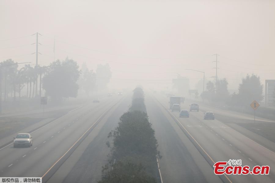 Smoke from the Camp Fire blankets Highway 99 in Chico, California, U.S., November 18, 2018.   (Photo/Agencies)