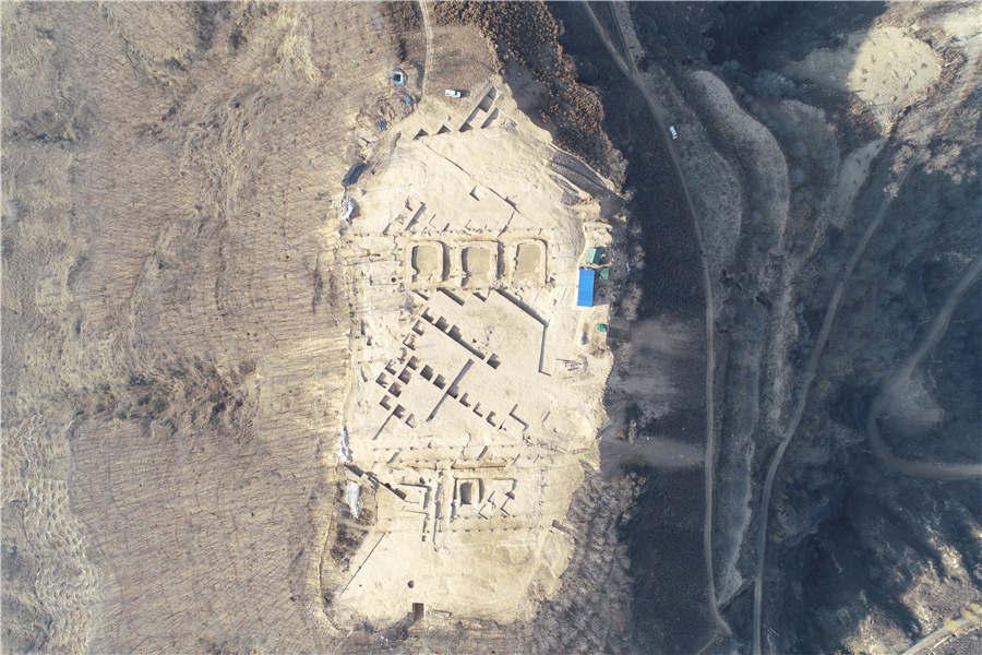 An aeriel view of the Lushanmao historic relic site in the Baota district of Yan\'an city, Northwest China\'s Shaanxi Province. (Photo provided to chinadaily.com.cn)