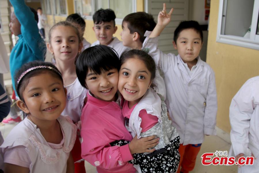 Children play at Argentina’s only Chinese-Spanish bilingual public school in the country’s capital Buenos Aires in November, 2018. With half of its students being Chinese, the institute features a kindergarten and a primary school. Every class of the school is allocated with a Spanish teacher and a Mandarin teacher. (Photo: China News Service/ Yu Ruidong)