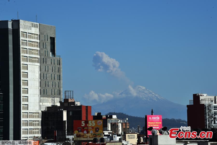 The Popocatepetl Volcano spewes ash and smoke as seen from Mexico City, on December 2, 2018. The Popocatepetl volcano, located about 55 km from Mexico City, has recorded numerous low-intensity exhalations in the past few days. (Photo/Agencies)