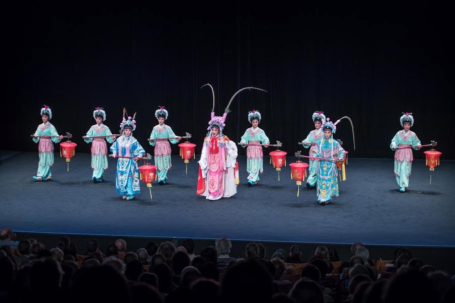 Chinese opera artists perform Qiongju Opera at Theater 71 in the Paris suburb of Malakoff, Nov. 26, 2018. (Photo/Chinaculture.org)