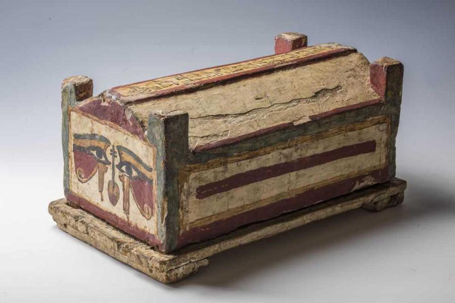 A total of 235 pieces of cultural relics of ancient Egypt, including mummies, stone caskets, amulets and godly statues, and dating back to the period between 22th century BC and 1st century BC, are on show at Guangdong Museum in Guangzhou. (Photo provided to China Daily)