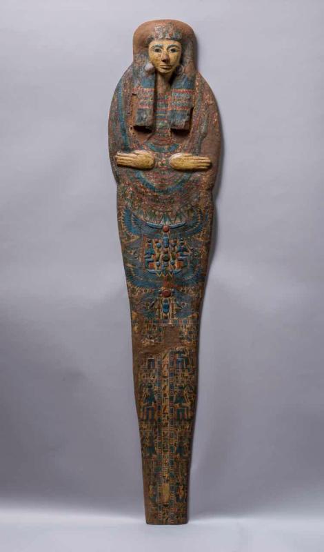 A total of 235 pieces of cultural relics of ancient Egypt, including mummies, stone caskets, amulets and godly statues, and dating back to the period between 22th century BC and 1st century BC, are on show at Guangdong Museum in Guangzhou. (Photo provided to China Daily)